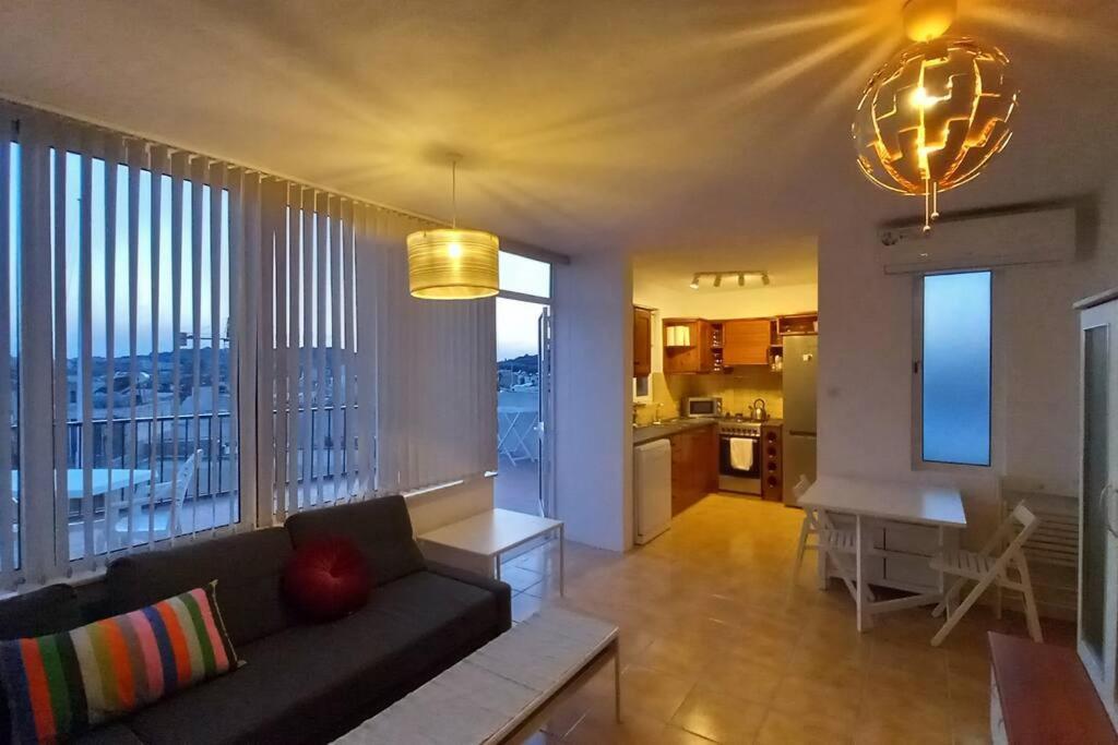 Sunset Suite วิกตอเรีย ภายนอก รูปภาพ