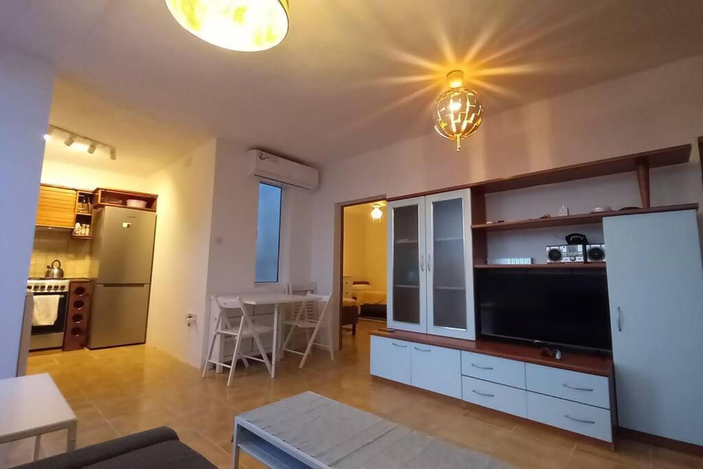 Sunset Suite วิกตอเรีย ภายนอก รูปภาพ